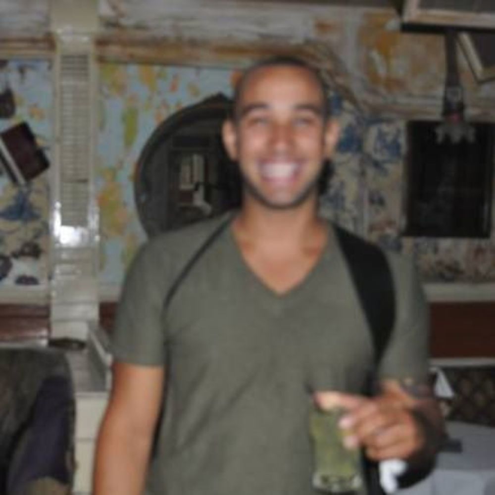 Meet your Posher, Isidro